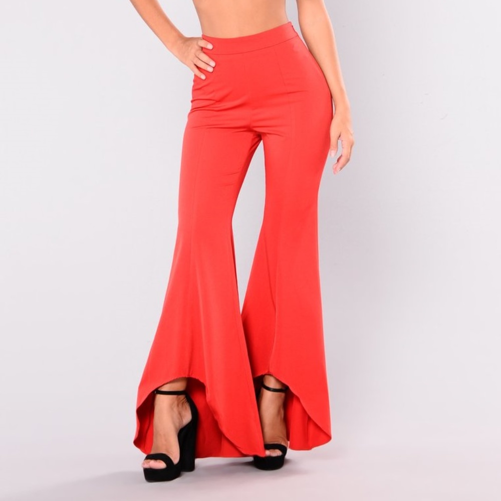 NWOT Flare/Bell Waterfall Satin-like Red Pants *S*